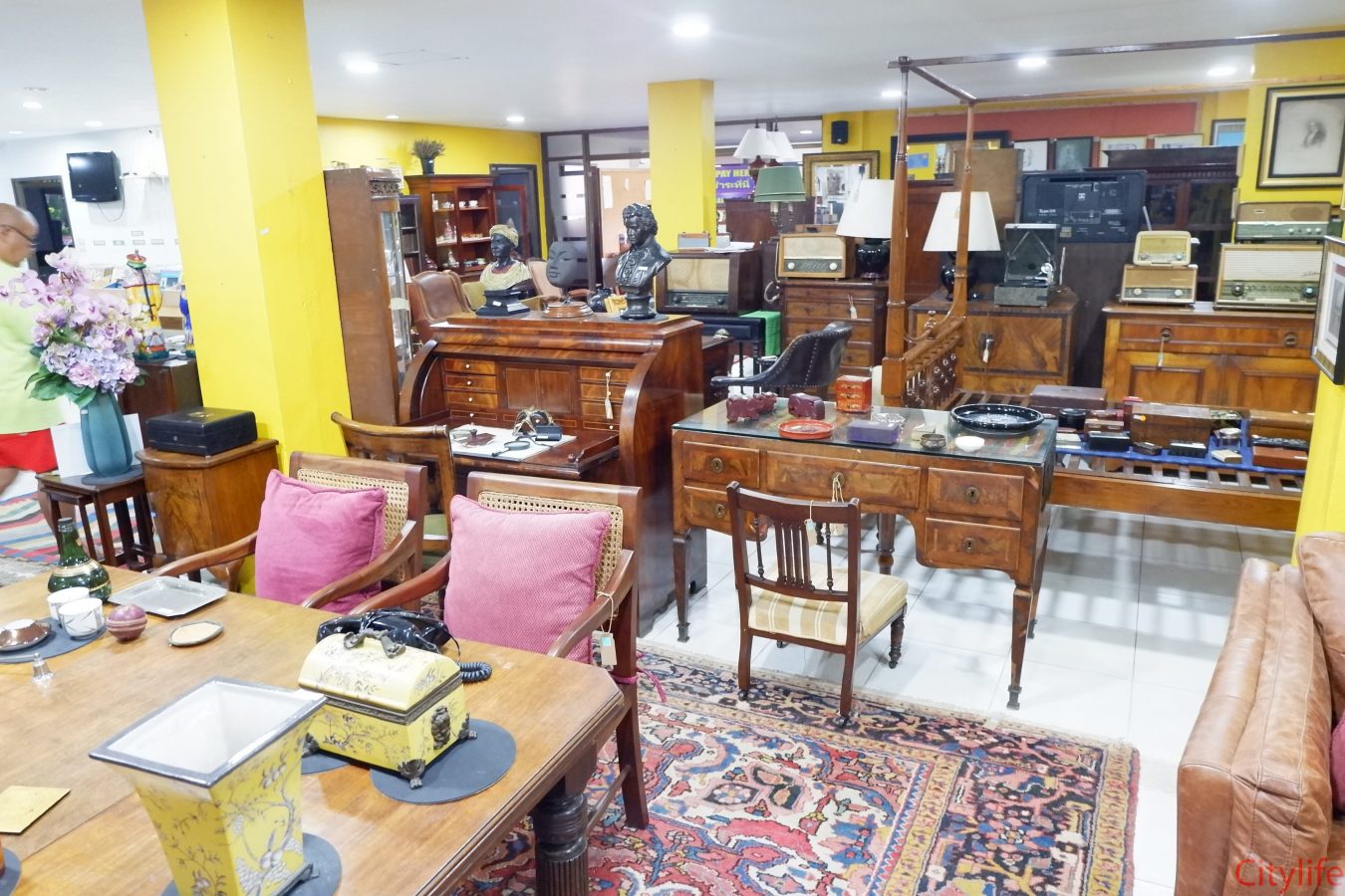 Furniture & Home Items